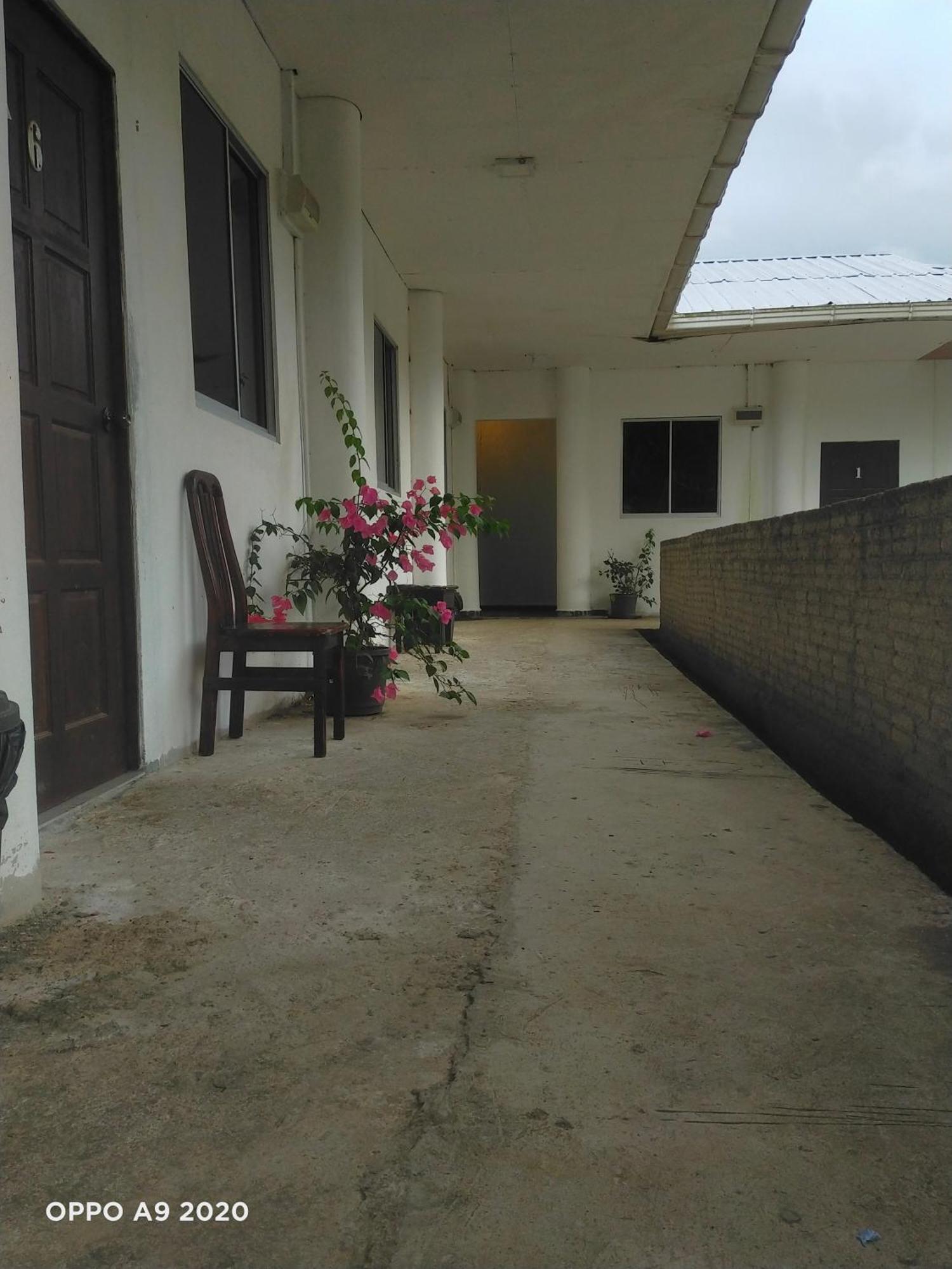 Sukau Tomanggong View Bed & Breakfast Exterior foto